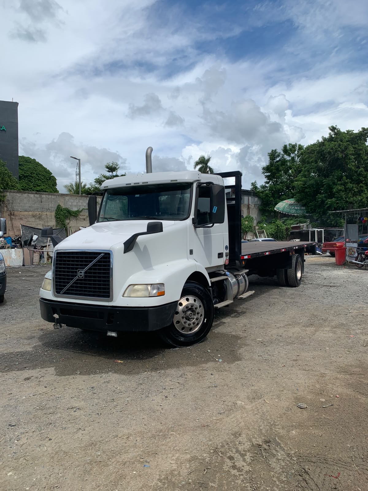 Volvo VNL