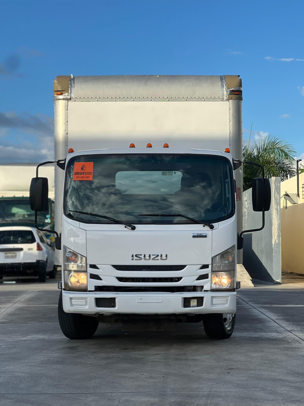 ISUZU NPR