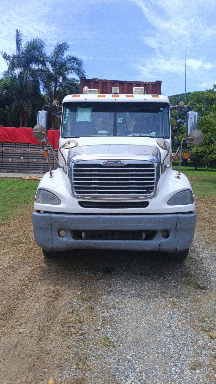 Freigtliner Columbia