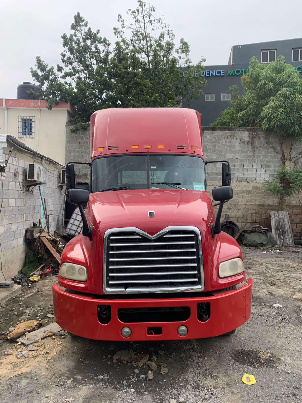 Mack Pinnacle
