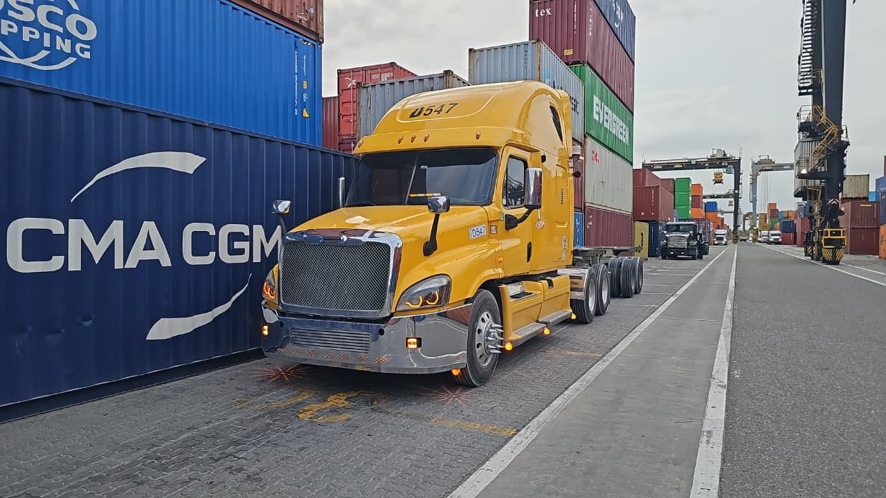 Fraigtliner cascadia