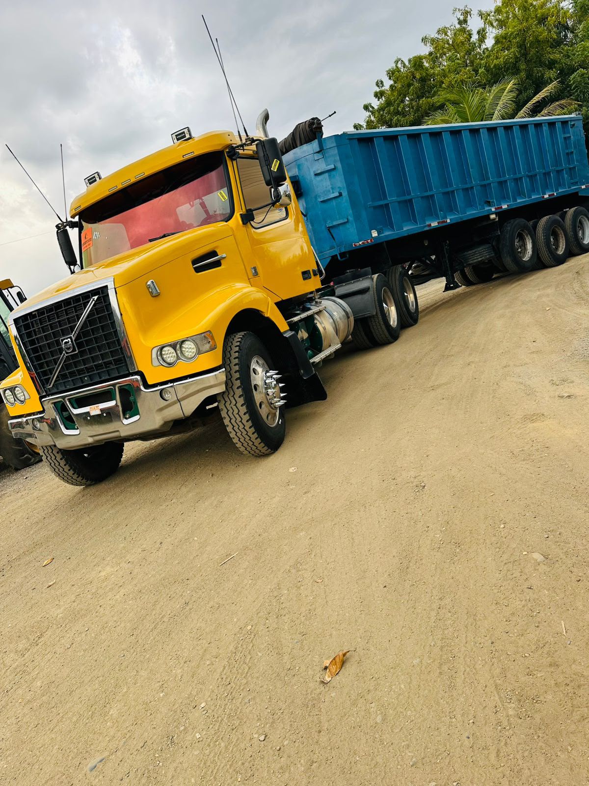 Volvo VHD